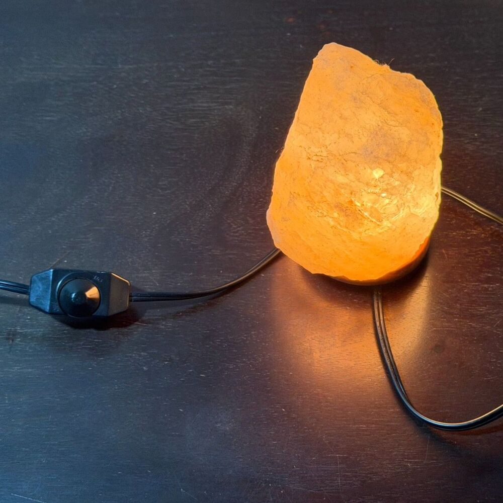 Himalayan Salt Lamp (Medium)